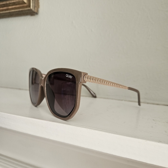 NWOT Quay Coffee Run Sunglasses - Picture 1 of 8